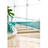 corrimão de vidro para escada interna preço Vila Alba